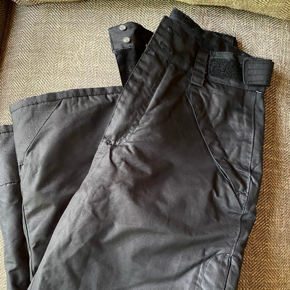 Pulse Black Snowpants Youth size S(8/10)